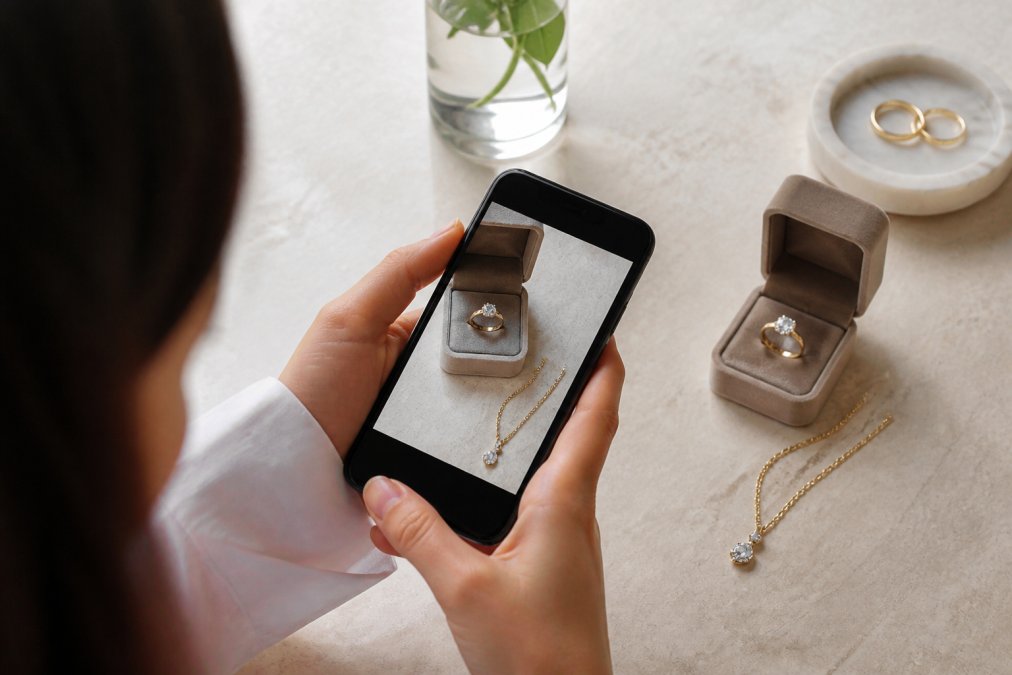 Why Jewellery Photos Look Different Online